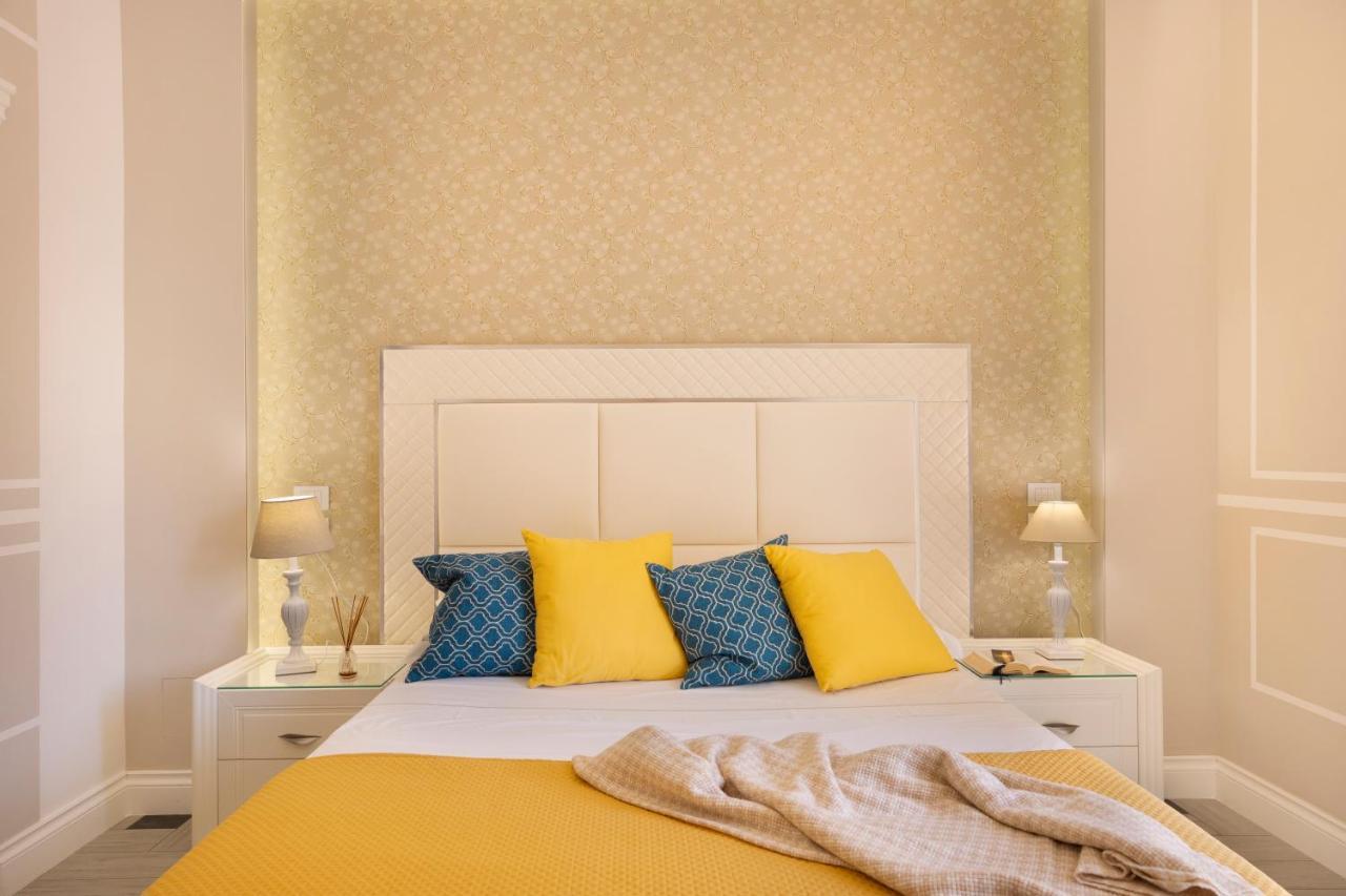 Yourhome - Royal Blue Suite ซอร์เรนโต ภายนอก รูปภาพ