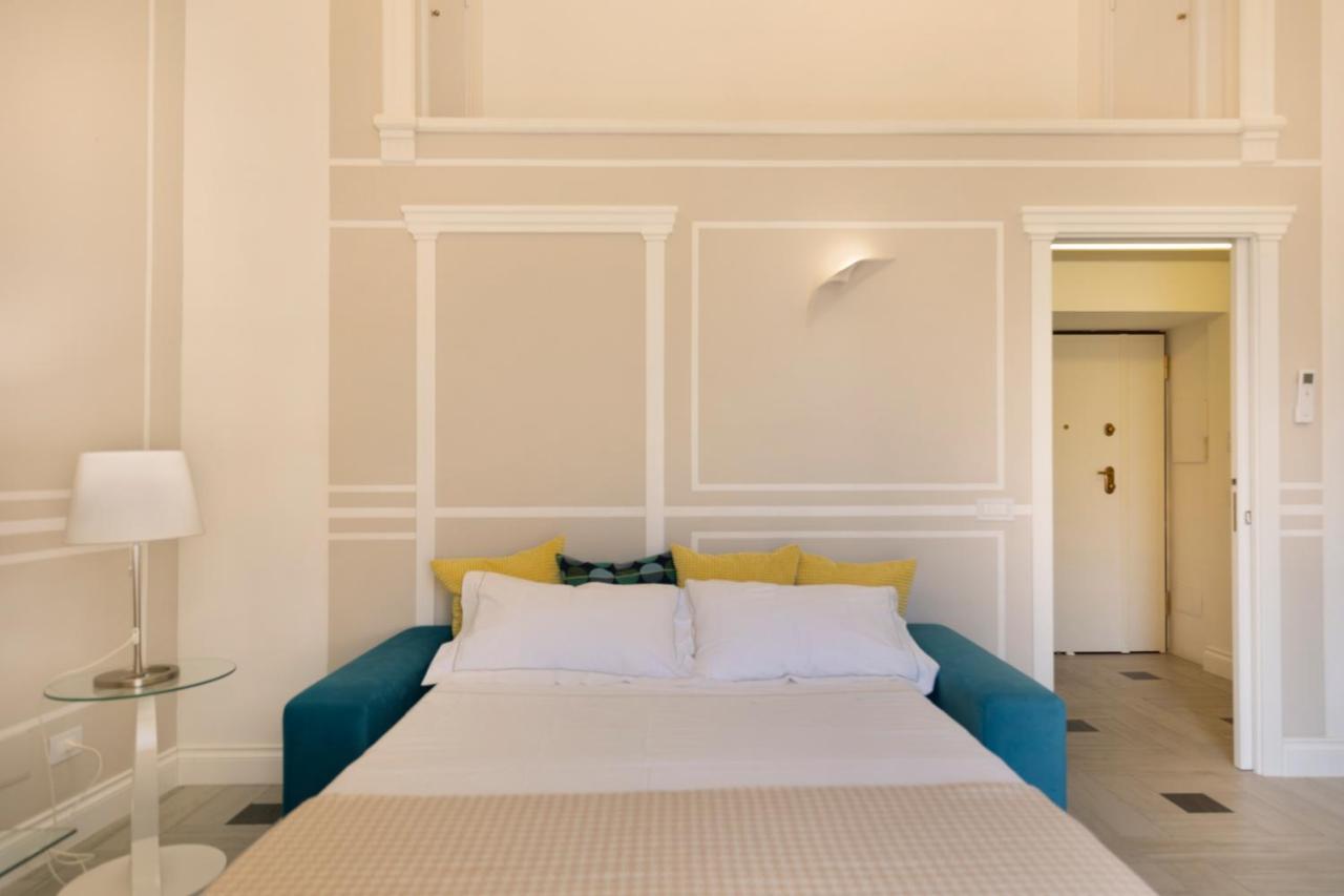 Yourhome - Royal Blue Suite ซอร์เรนโต ภายนอก รูปภาพ